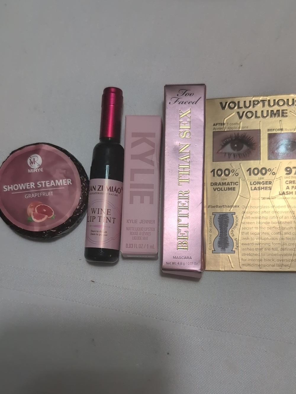 NWT Small, Cute Travel Vanity with High Heel & TRAVEL SIZE GOODIES 💥 - Picture 5 of 11